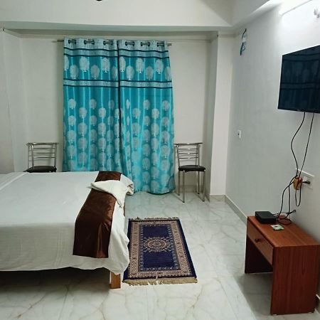 Hotel Atithi Grand กูวาฮาติ ภายนอก รูปภาพ