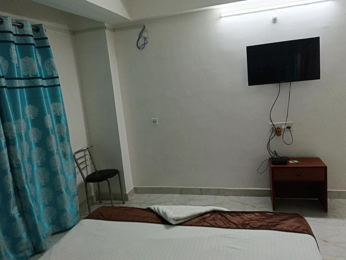 Hotel Atithi Grand กูวาฮาติ ภายนอก รูปภาพ