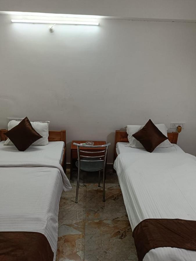 Hotel Atithi Grand กูวาฮาติ ภายนอก รูปภาพ